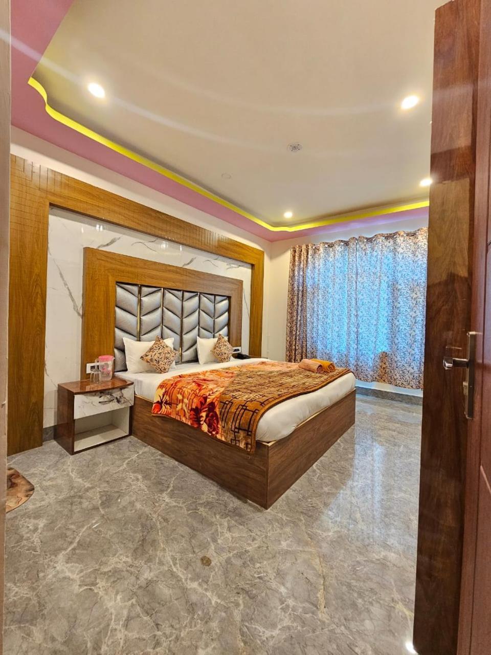 Maharastra Bhavan Atithi Grah Naimisharanya Exterior photo